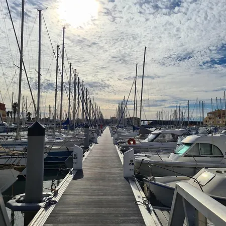 Superbe T2 Rez-de-jardin, 4 Pers, Proche Mer, Parking Securise, Animaux Acceptes - Fr-1-798-21 Apartmán *